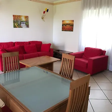 Vila Vacanze - Vicino Arona Pisano