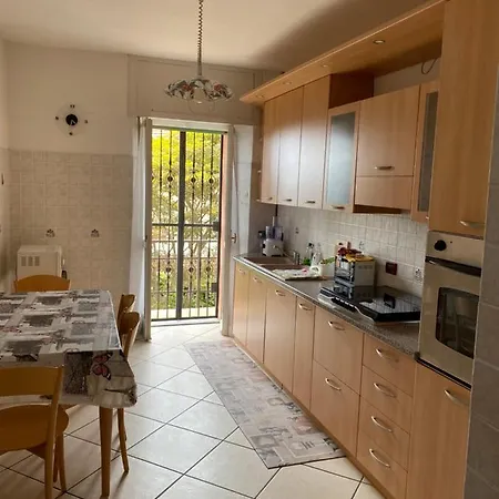 Vila Vacanze - Vicino Arona Pisano